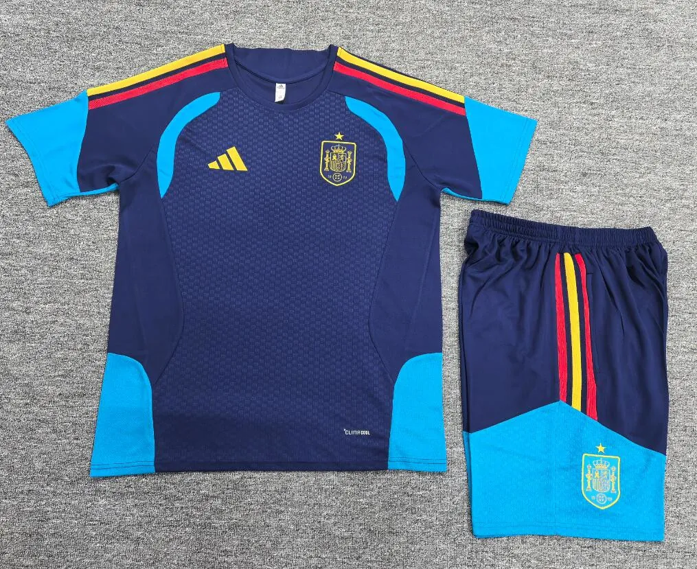 Camiseta España Pre-Match (Hombre/Niño) 2025/2026 + Pantalones ¡¡Ni te imaginas tirado preciaso de colección!