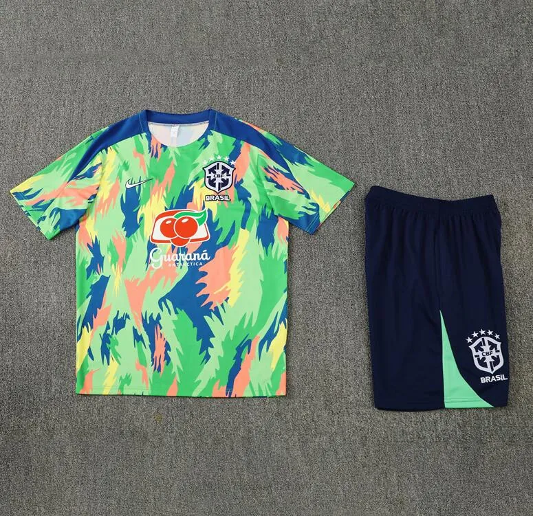 Camiseta BRASIL Pre-Match (Hombre/Niño) 25/26 + Pantalones Atrapa de la temporada