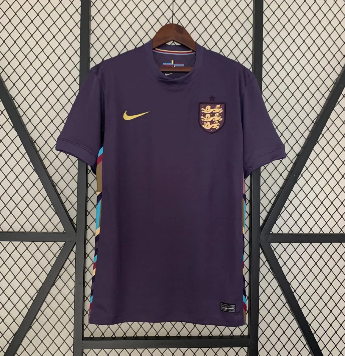 Camiseta Inglaterra Segunda Equipacion 2024 Activa como nunca