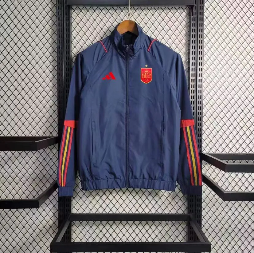 Chaquetas Cortavientos España 23-24 Saldazo, agarra