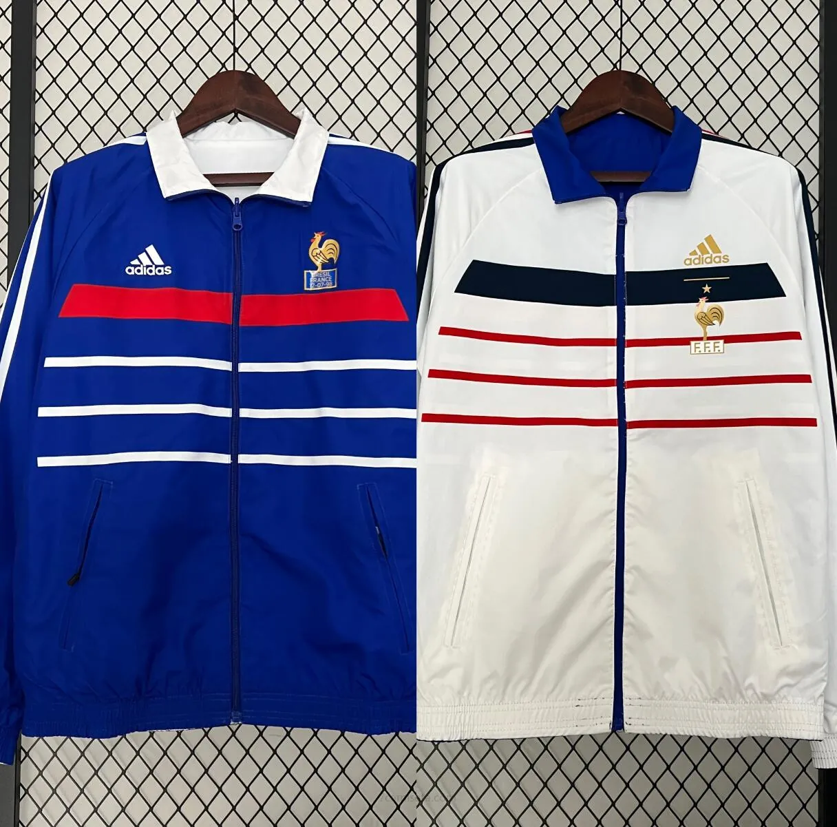 Chandals Francia 2024 Gabardina Reversible ¡¡Vaya magnífico bicoca de fábrica!