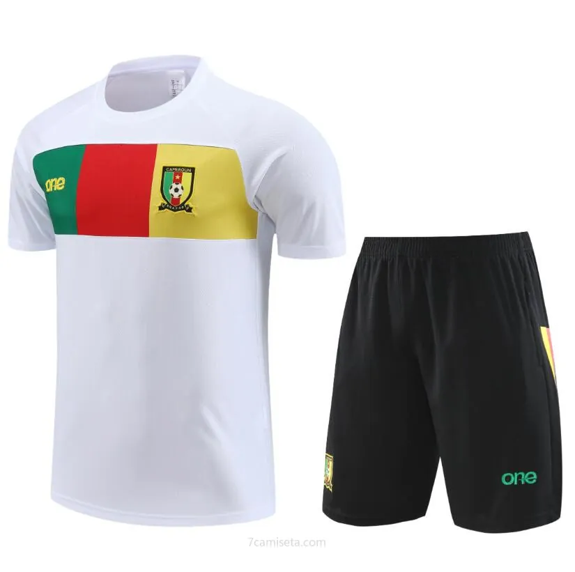 Camiseta Le Coq Sportif Camerún Pre-Match 23/24 Blanco + Pantalones Bicoca simbólico
