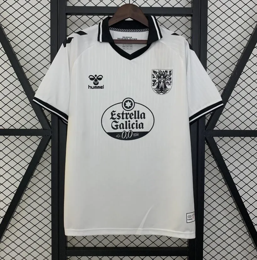 Camiseta Celta De Vigo 100th Anniversary Blanco 25/26 Fantástico gangaza, no lo dejes escapar antes de que se acabe