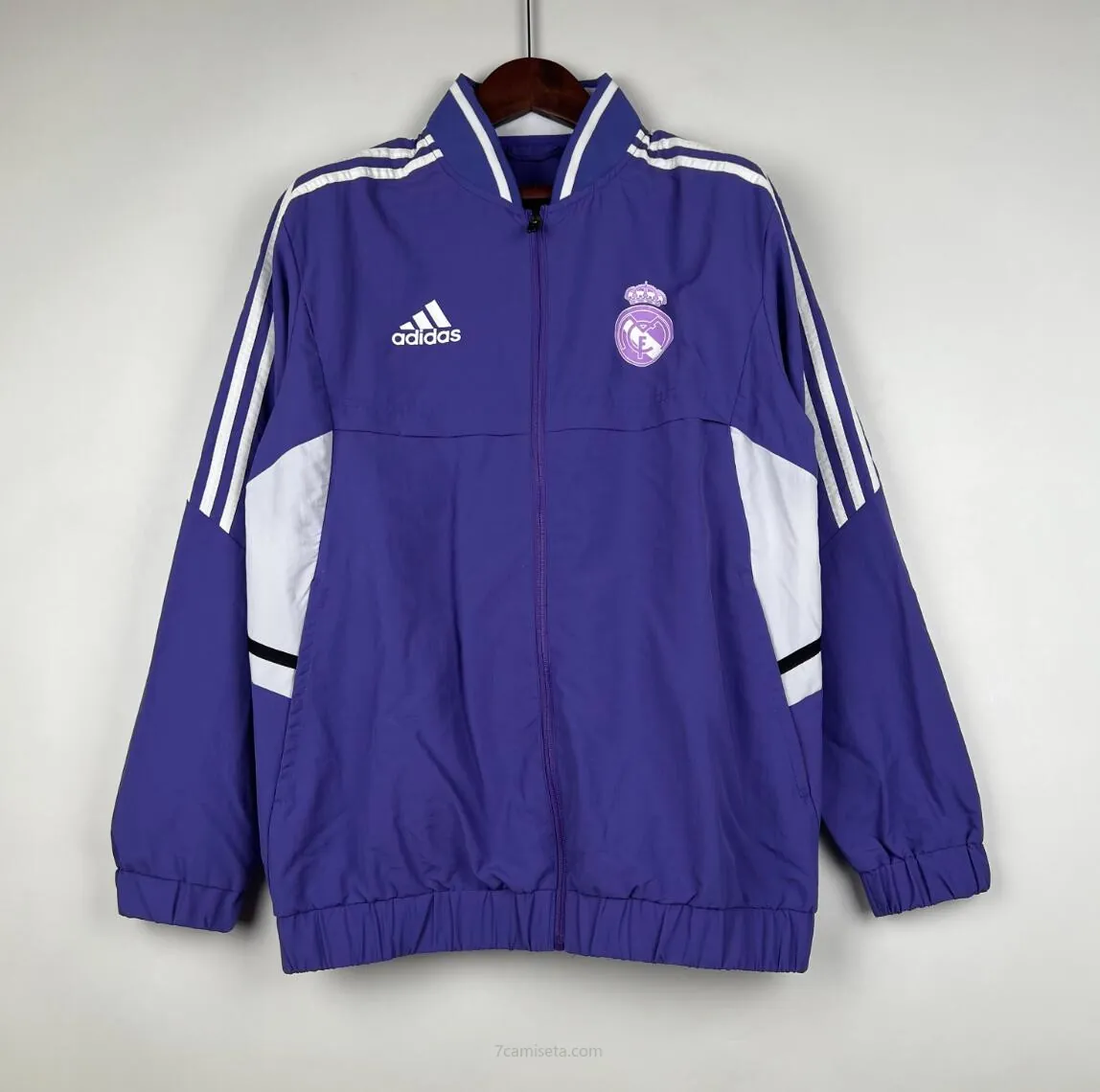 Chaqueta Real Madrid Morado 23/24 ¡¡Vaya magnífico saldo como nunca!