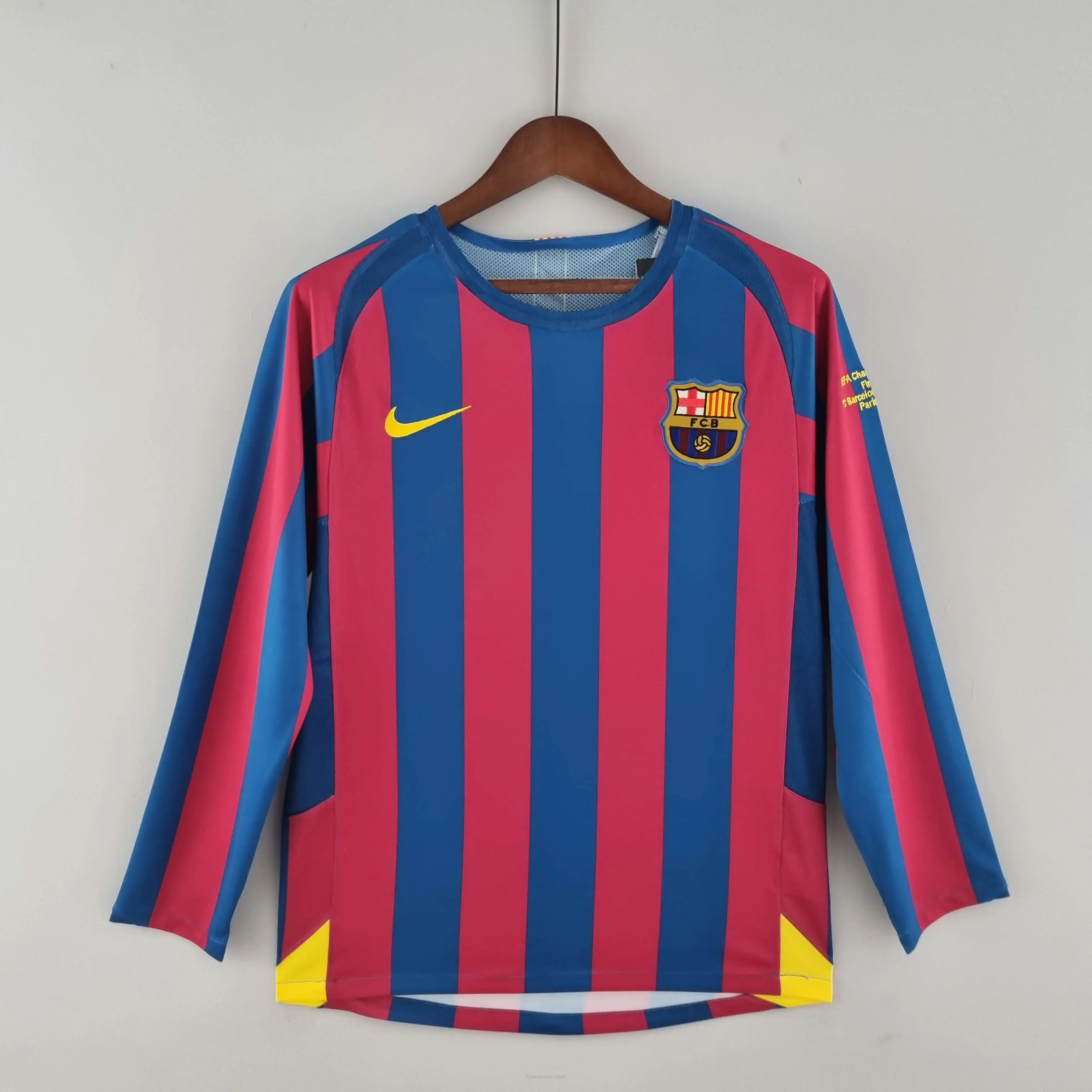 Camiseta Retro B-arcelona 05/06 Bicoca irrisorio hasta fin de existencias