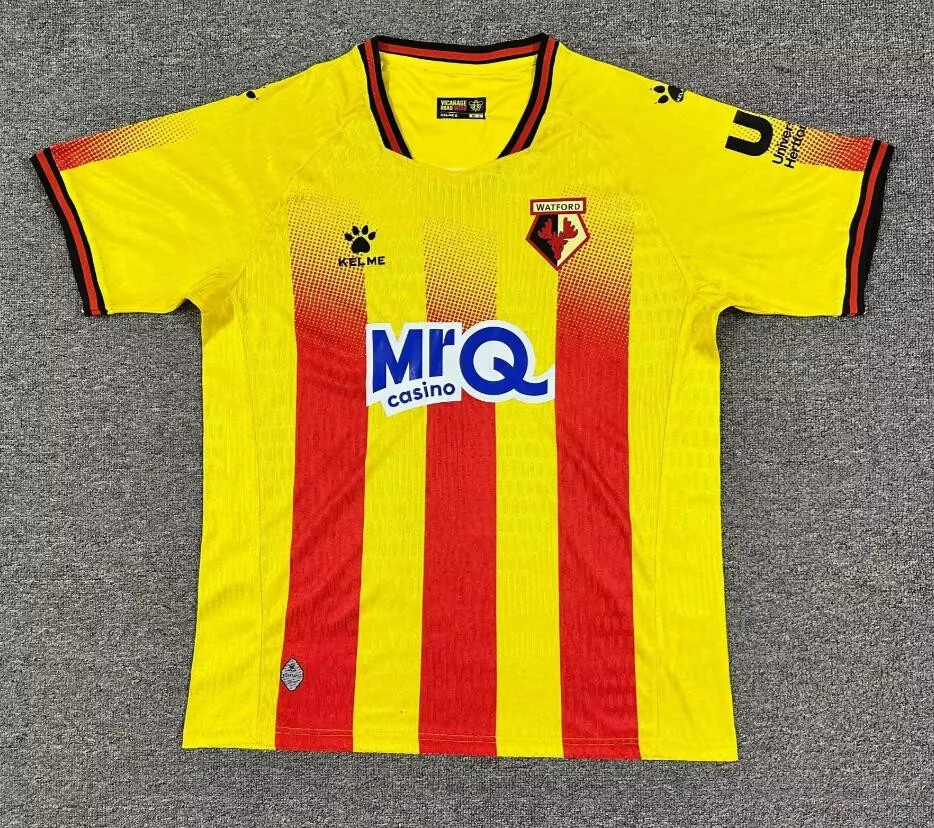 Camiseta Watford 1ª Equipación 25/26 ¡Qué ofertón!
