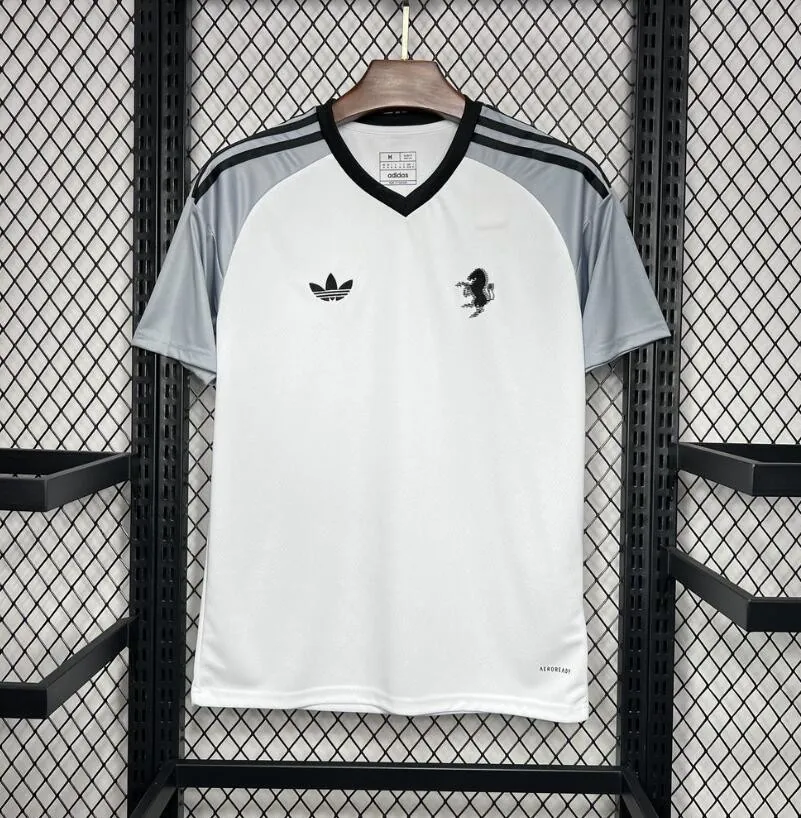 Camiseta Juventus Pre-Match 2024/2025 Gangaza, dispara