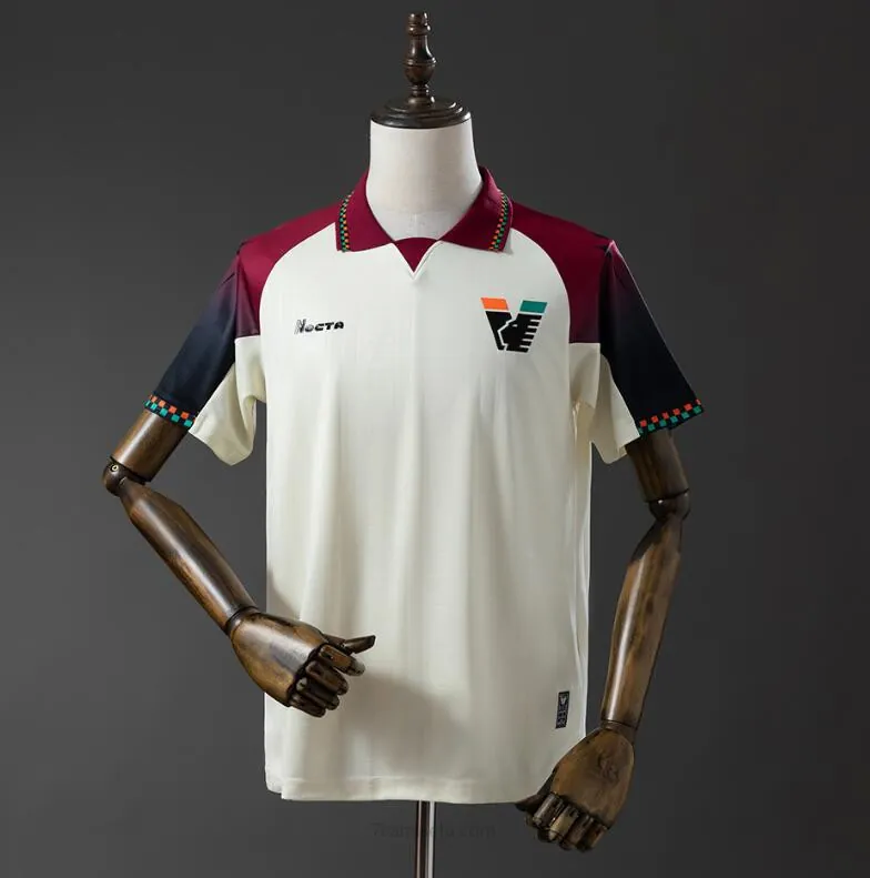 Camiseta Venezia 2ª Equipación 25/26 Divino descuentazo, dispara de colección