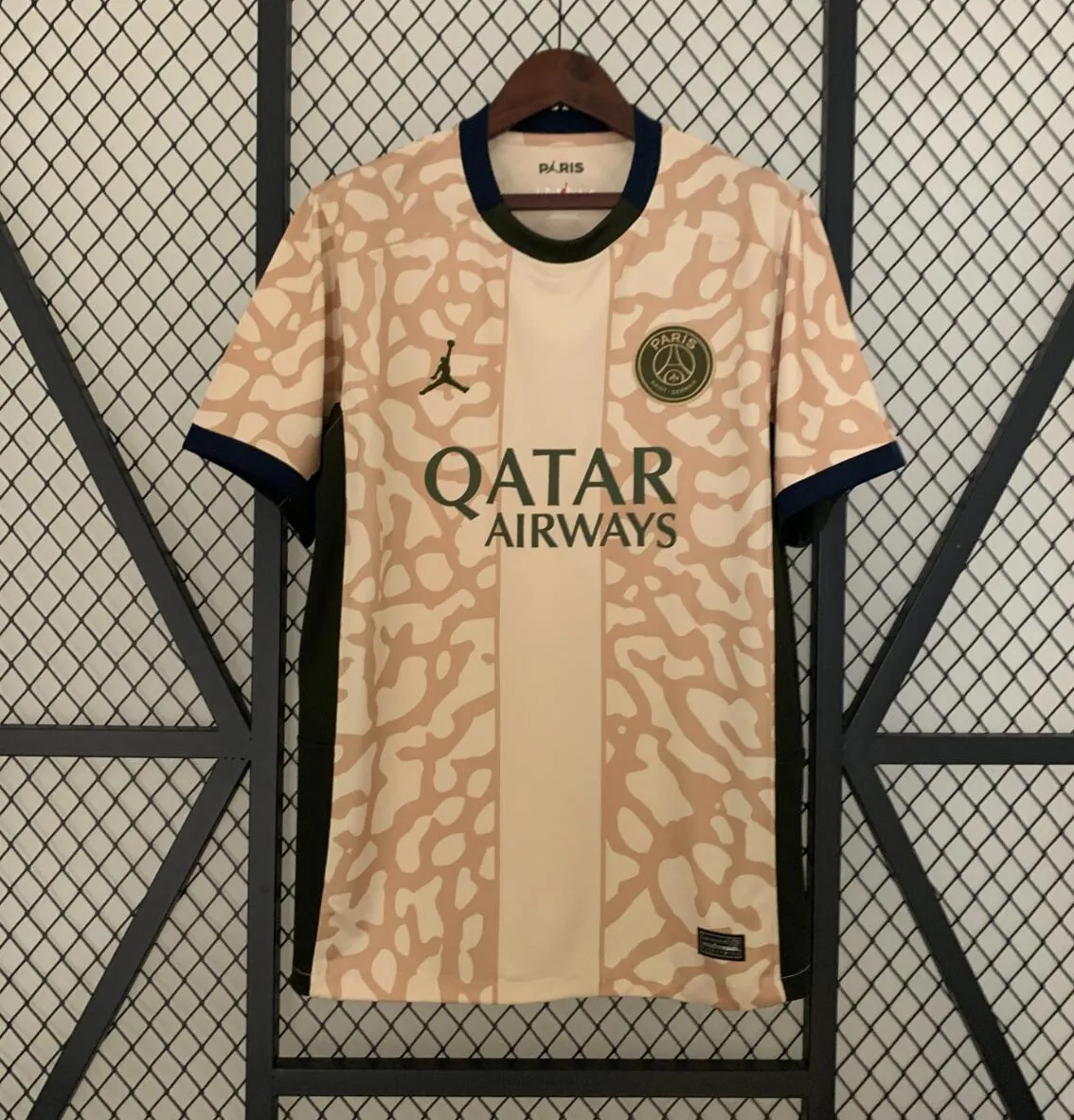 Camiseta París Saint-Germain Cuarto Equipación 23/24 Gangaza alucinante de la temporada