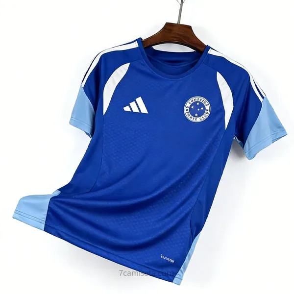 Cruzeiro entrenamiento de la Especial Equipación 2026-2027