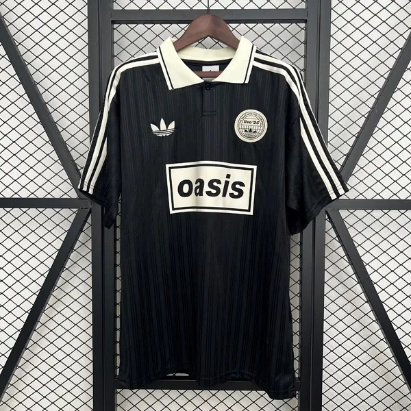 Camiseta Adidas x Oasis Tour 2025/26 Negro Agarra en toda la red